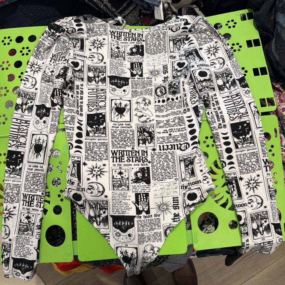Streetwear Society Fortune Teller Tarot Celestial Black‎ White Bodysuit Size M